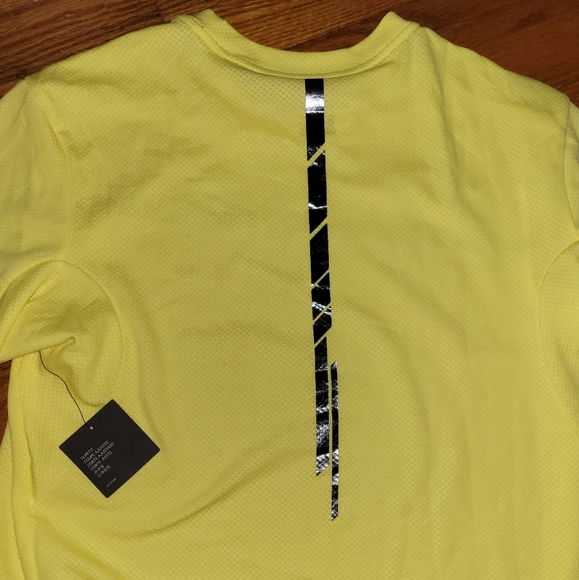 Rafa Nadal Nike Tennis Shirt - Picture 4 of 4